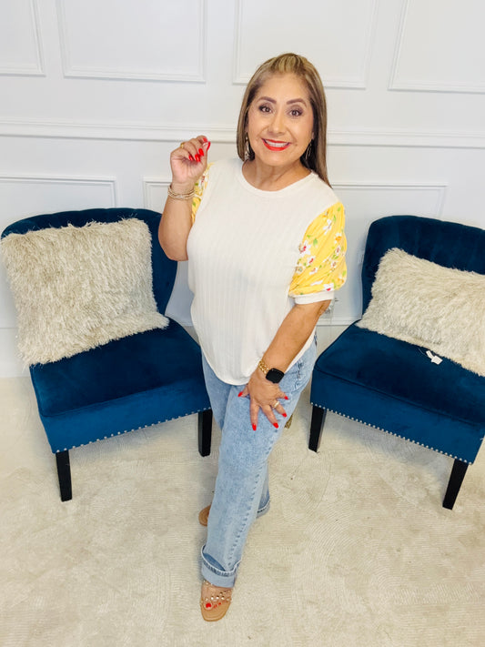 Primrose on Puff Sleeves Top