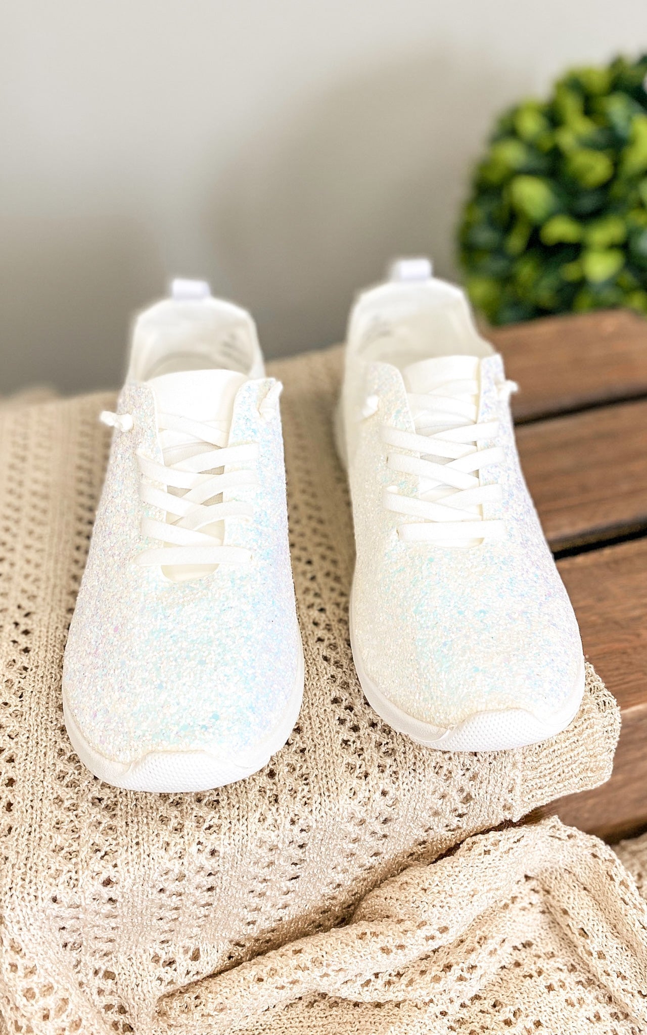 Mayo Glitter Sneakers in White